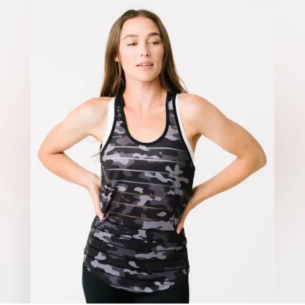 Zyia black camo Havana tank size XXXL